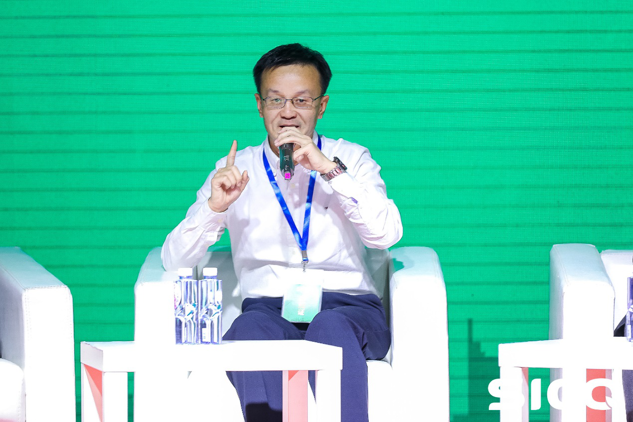 荃芬杜總講解除甲醛行業(yè)問題 荃芬杜總講解除甲醛行業(yè)問題
